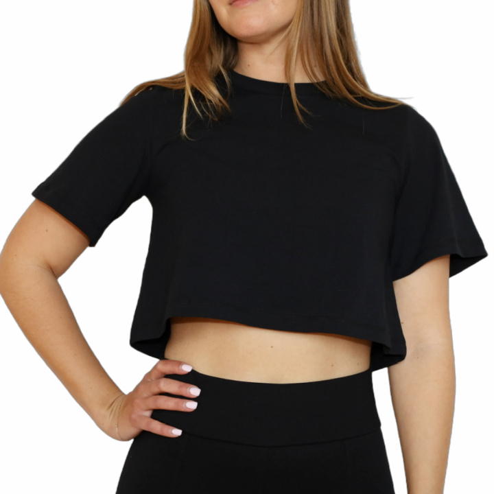 Aimee T-shirt i gruppen Shoppa / Överdelar / T-shirts hos Audree Apparel (Aimee T-shirt Black)