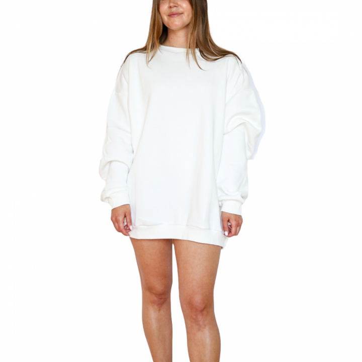 Alma Sweatshirt i gruppen Shoppa / Överdelar hos Audree Apparel (Alma Sweatshirt White)